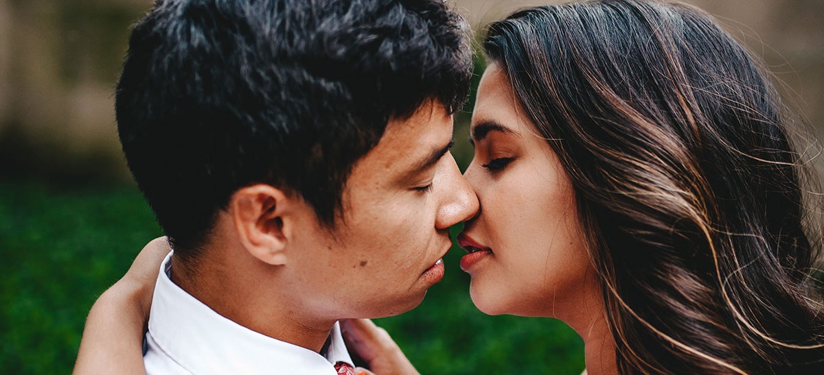 indian couple kissing